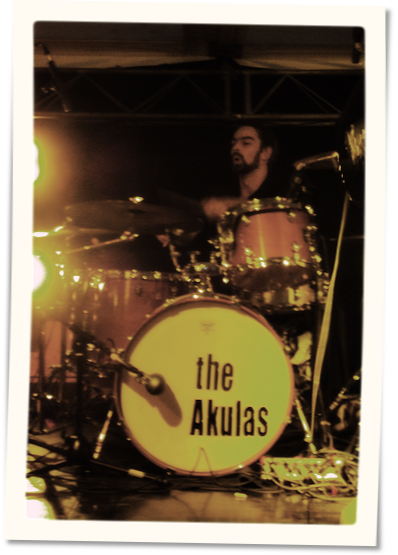 The Akulas 11-08-12 Old Cars Rockin People